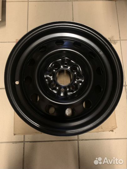 Диск штампованный Datsun