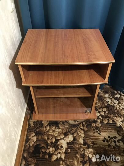 Тумбочка под тв