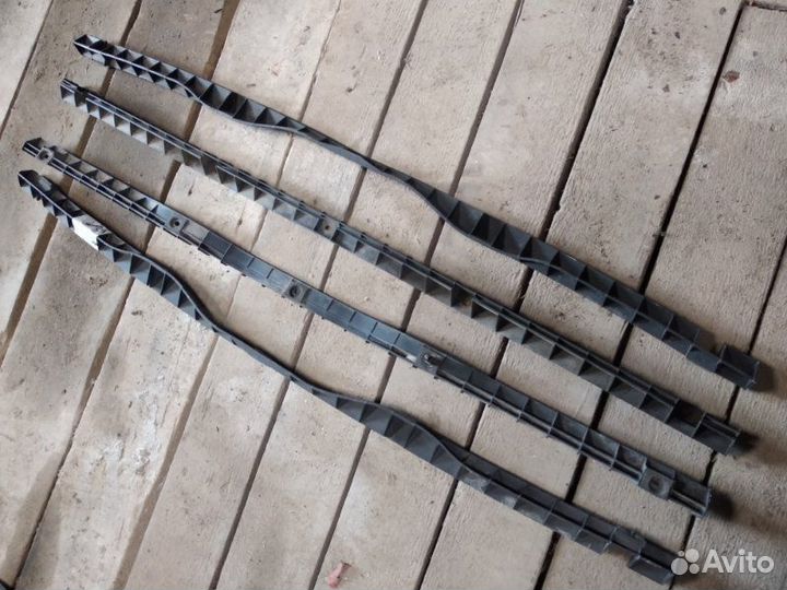 Кронштейн бампера Volkswagen Passat B5 1996-2000