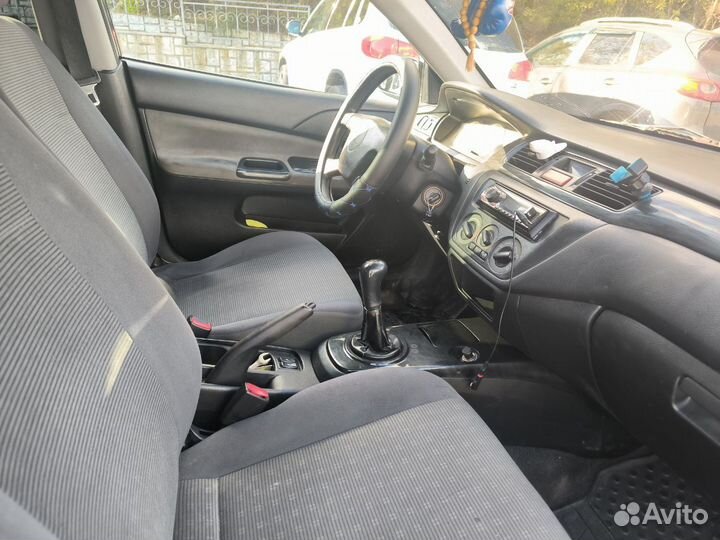 Mitsubishi Lancer 1.6 МТ, 2005, 169 000 км