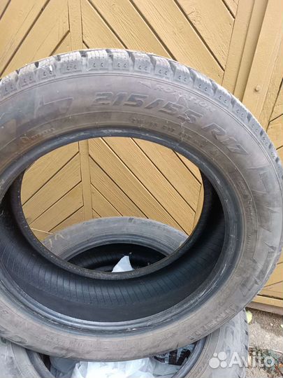 Pirelli Ice Zero 215/55 R17