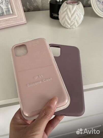 Чехол на iPhone 11