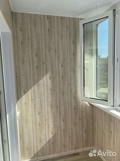 Лоджии с отделкой, окна любой сложности