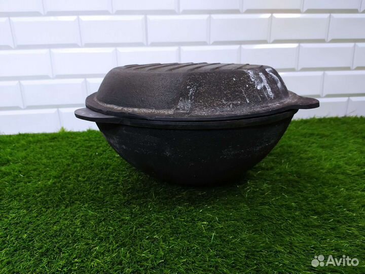 Казан чугунный с крышкой сковородой