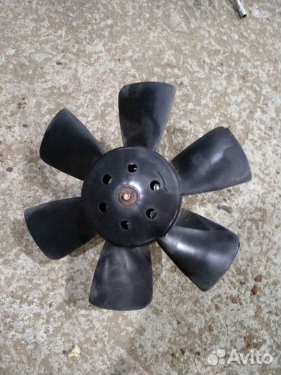 Вентилятор радиатора VW Golf 2 3 Passat B3 B4