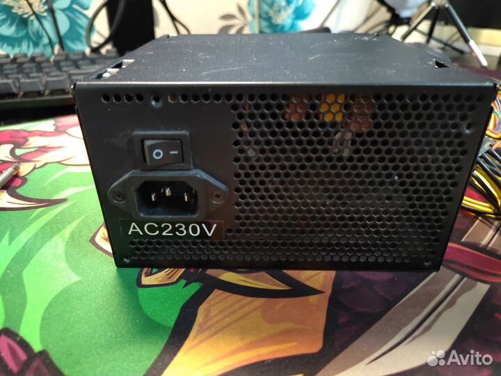 Блок питания Xilence Red Wings XN054 700W