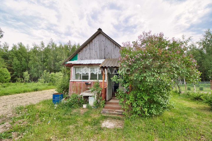 Дача 20 м² на участке 10,1 сот.