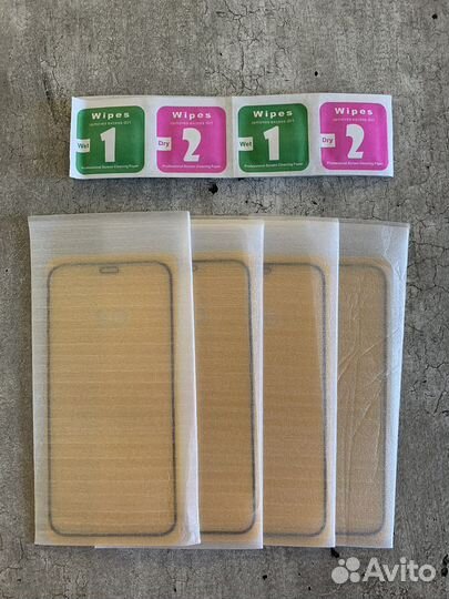 Защитное стекло на iPhone 12 mini