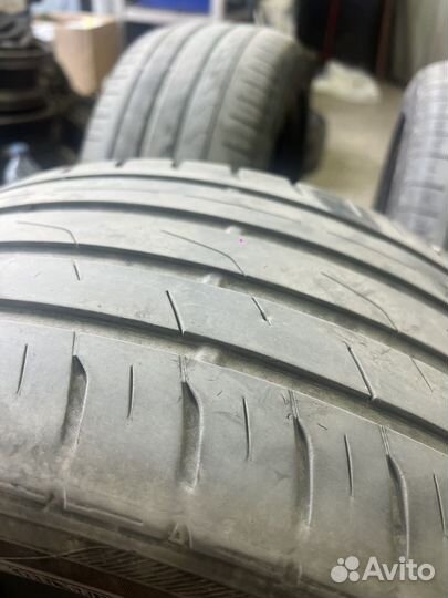 Pirelli P Zero Rosso 225/45 R17