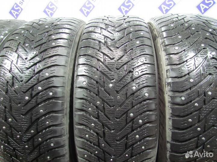 Nokian Tyres Hakkapeliitta 8 SUV 235/65 R17 88R