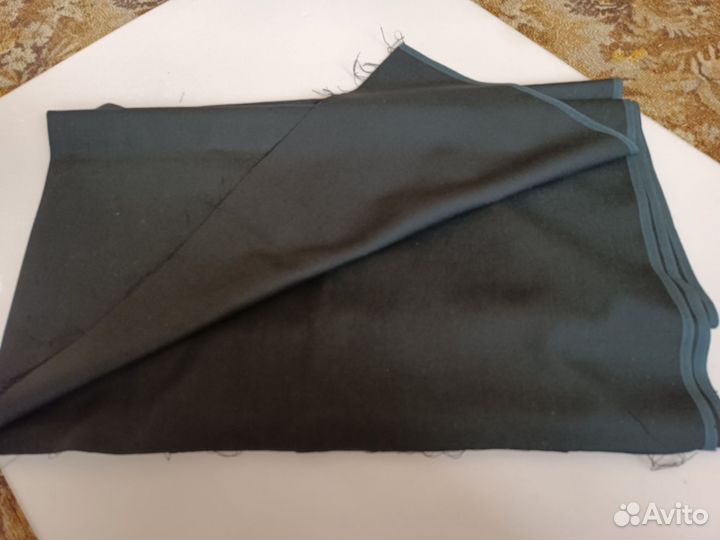 Отрез черной шерсти СССР в диагональ