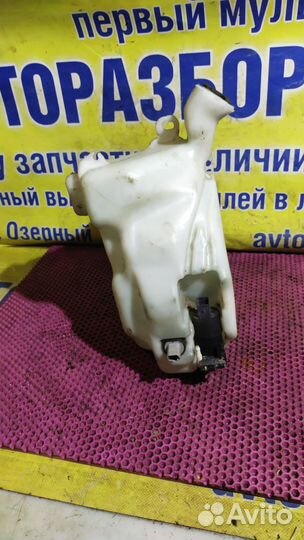 Бачок омывателя Citroen C4