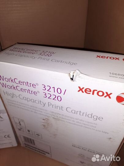 Картридж xerox 106R01487 (дефект упаковки)