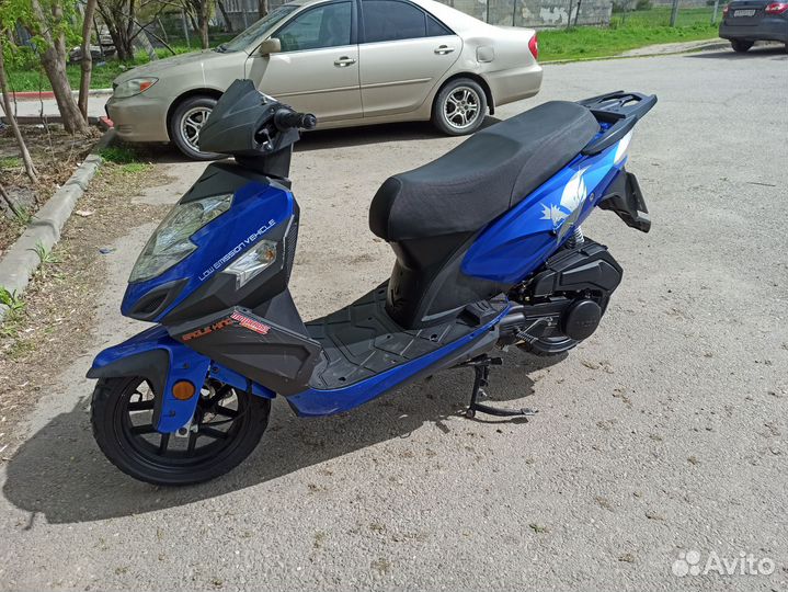 Скутер Racer Flame 150 куб