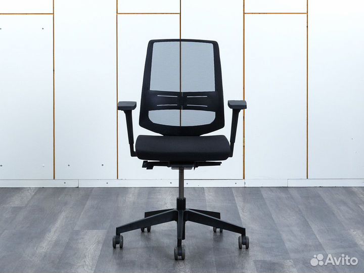 Кресло компьютерное для менеджера Profim Light Up