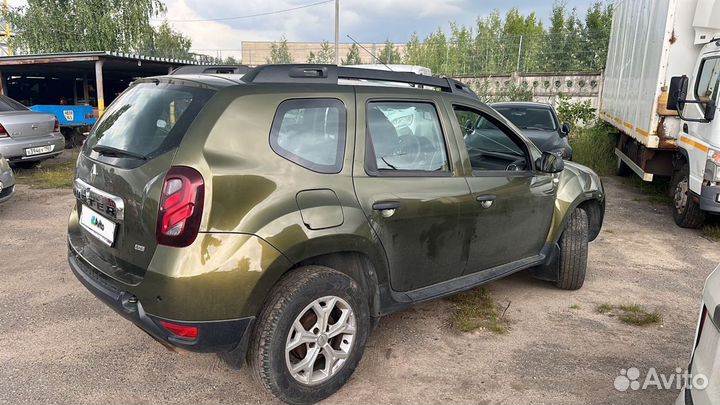 Renault Duster 2.0 AT, 2015, битый, 100 000 км