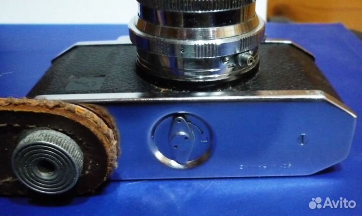 Пленочный фотоаппарат Halina 35X