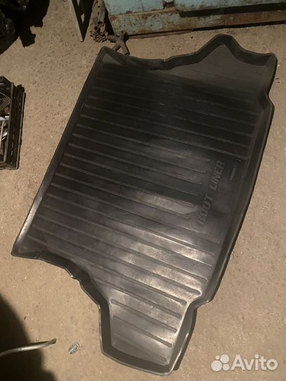 Коврик в багажник mazda6