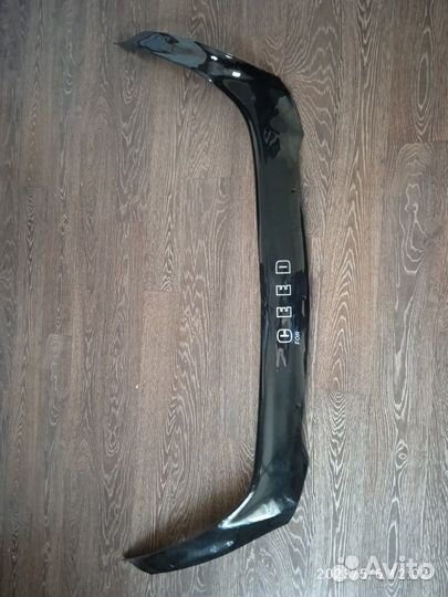 Дефлектор капота Кия сид с креплением. новый. 1300