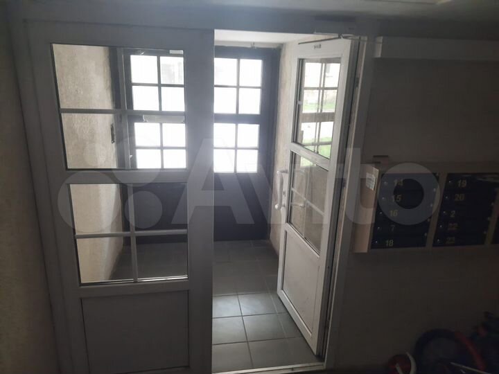 2-к. квартира, 55 м², 2/4 эт.