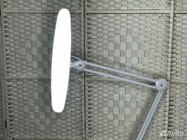 Бестеневая лампа