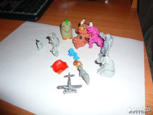 Игрушки из киндер-сюрприз
