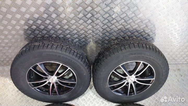 R16 Nokian Tyres Hakkapeliitta 7 SUV 225/70, PCD 5x112 DIA 66.1