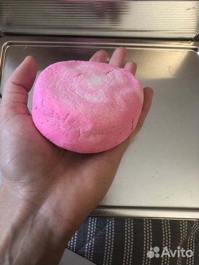 Бомбочка для ванны lush снежная фея