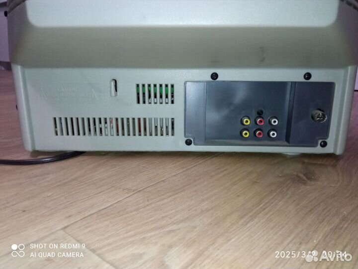 Телевизор бу Shivaki STV 1463