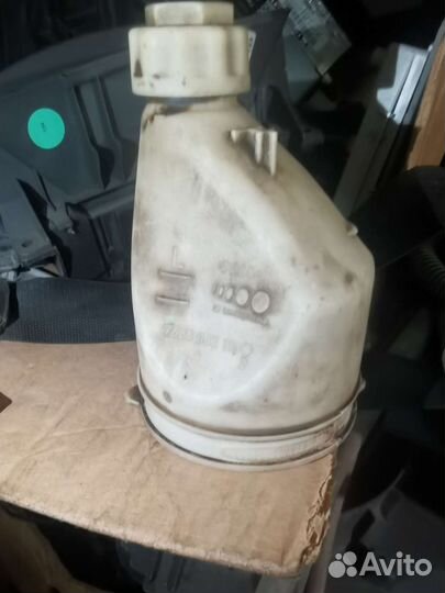 Бачек насоса эгур ZF Опель