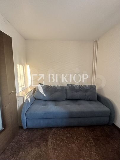 2-к. квартира, 54 м², 1/3 эт.