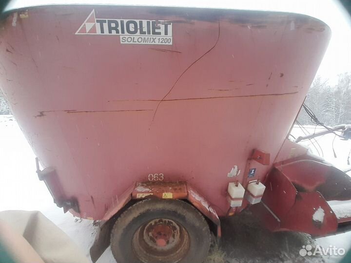 Миксер-кормораздатчик Trioliet Solomix 2 12ZK, 2014