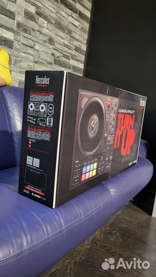 Контроллер Hercules DJ Control Inpulse T7 (новый)