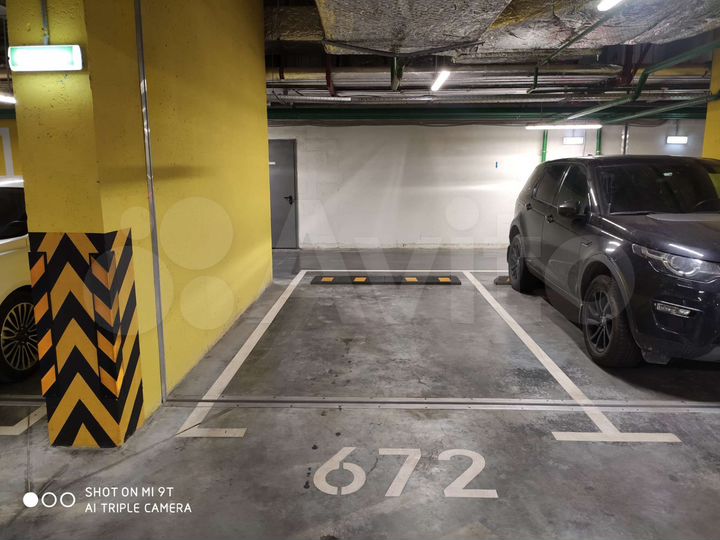 Машиноместо, 14 м²