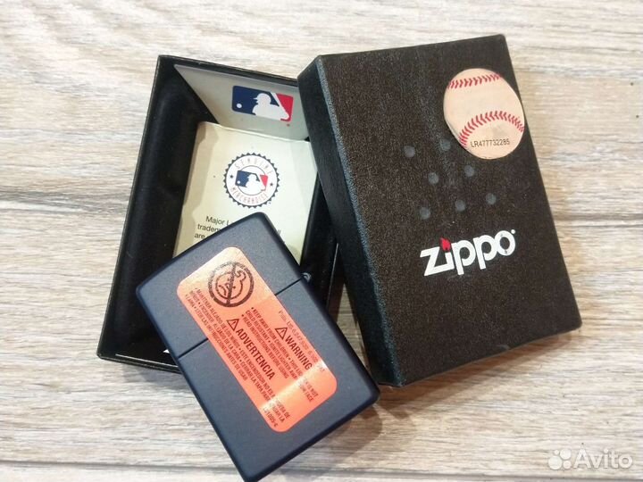 Zippo MLB Boston Red Sox, оригинальная зажигалка