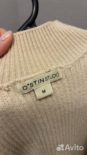 Свитер женский