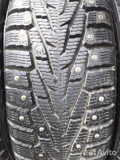 Nokian Tyres Hakkapeliitta 7 SUV 215/70 R17