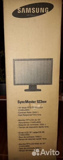 Монитор Samsung SyncMaster 923NW 19