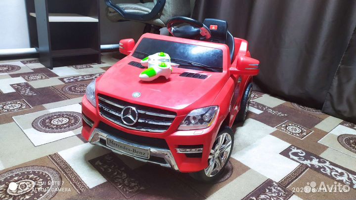 Детский электромобиль mercedes