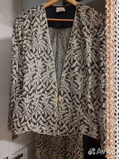 Вечернее платье