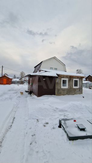 Дом 93,9 м² на участке 14 сот.