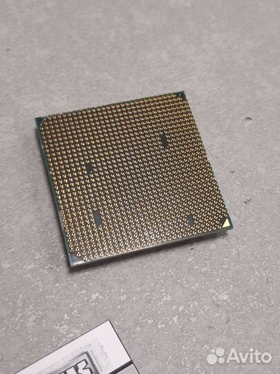 Процессор SAM3 AMD Athlon II X3 425 ADX425WFK32GI