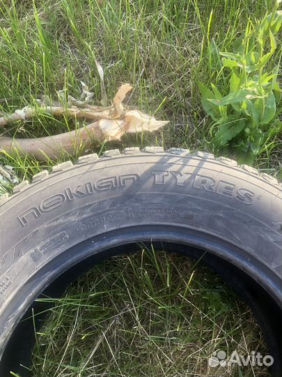 Nokian Tyres Hakkapeliitta 9 SUV 215/65 R16 102T