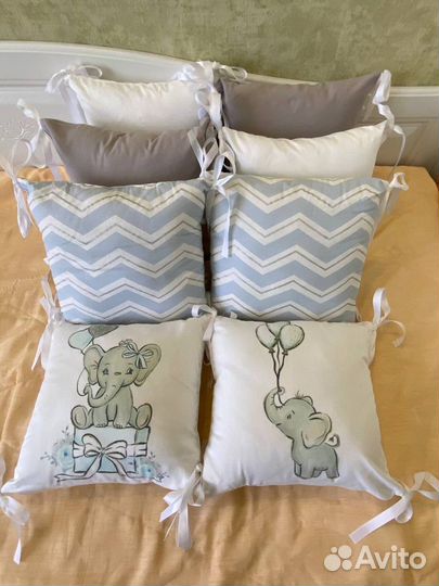 Комплект в кроватку