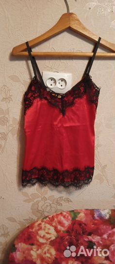 Продам женские вещи