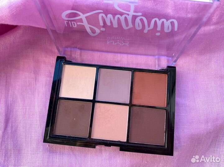 Палетка теней nyx lid lingerie