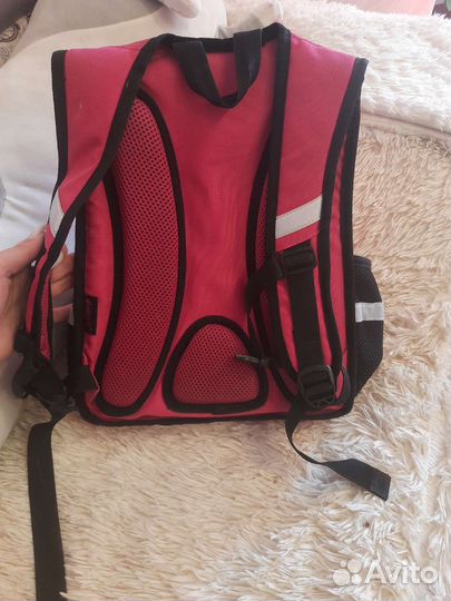 Рюкзак школьный для девочки 1-2 класс