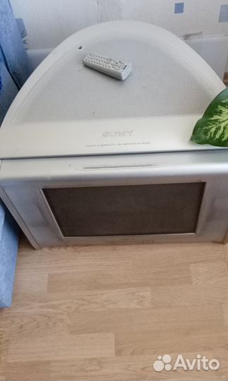 Телевизор Sony trinitron