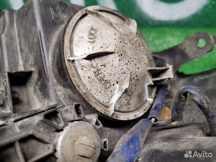 Фара правая Nissan Teana J32