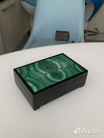 Шкатулка малахитовая